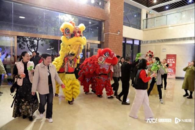 广东粤剧院春班开班即火爆：《刁蛮公主戆驸马》叫好又叫座