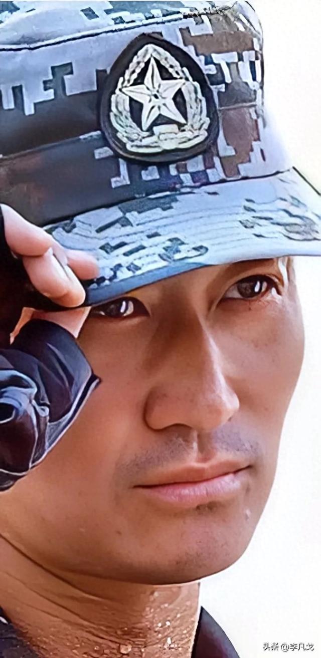 吴京国籍是什么梗？