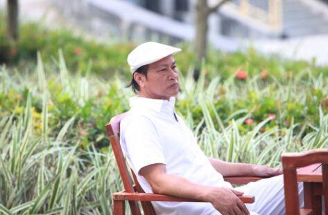 《A计划》里的“罗三炮”，开武馆被发掘，65岁身材依旧很健硕