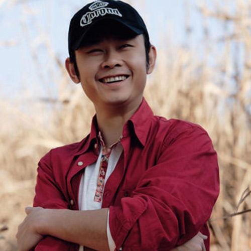 刀郎40年前照片曝光，当年的刀郎超级帅！