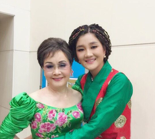 降央卓玛：我这辈子最正确的决定，就是为普通丈夫生了3个孩子