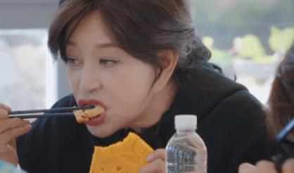 《一路繁花》：旅行真人秀，要看“真性情”含量