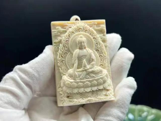 猛犸牙价格一克多少钱？最新猛犸牙价格介绍！