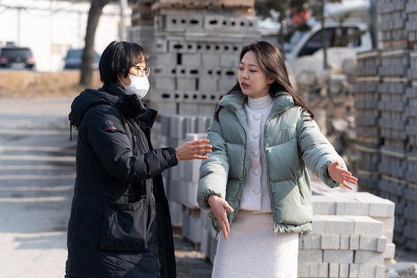 「怪物新人」金施恩夺百想：活着活着就得奖了，人生还是很美好的