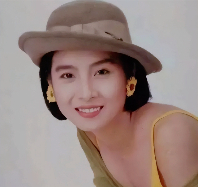 还记得“哑巴新娘”岳翎吗？隐退18年，如今55岁的她怎样了？