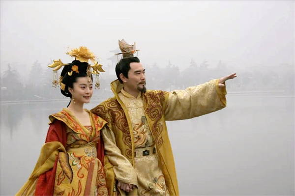 看到杨玉环的复原图，才懂得为何李瑁拱手相让，李隆基狠心赐死