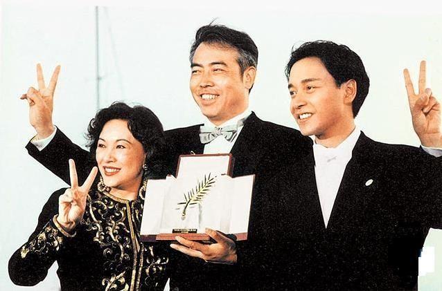 父亲浦东第一地主，母亲是影后，继承上海133套房，21岁身家百亿