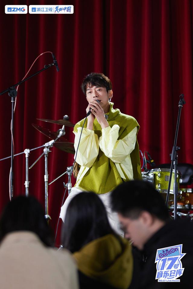 《17号音乐仓库》今晚首播，张栋梁时隔二十年再唱金曲