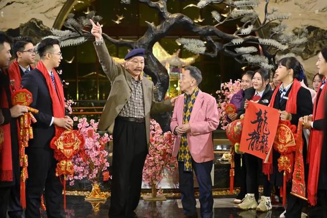 传承与创新，超越自己，2024粤语除夕特别节目又出圈了