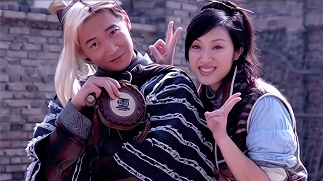 陈法蓉陪88岁父亲回江苏老家，陈父精神足，女儿57岁未婚育成遗憾