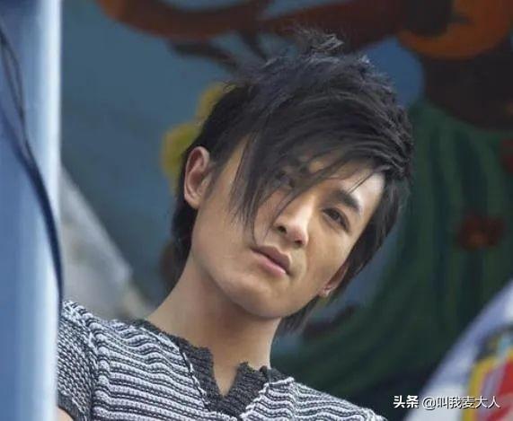 歌坛一姐毛阿敏背后的6个男人