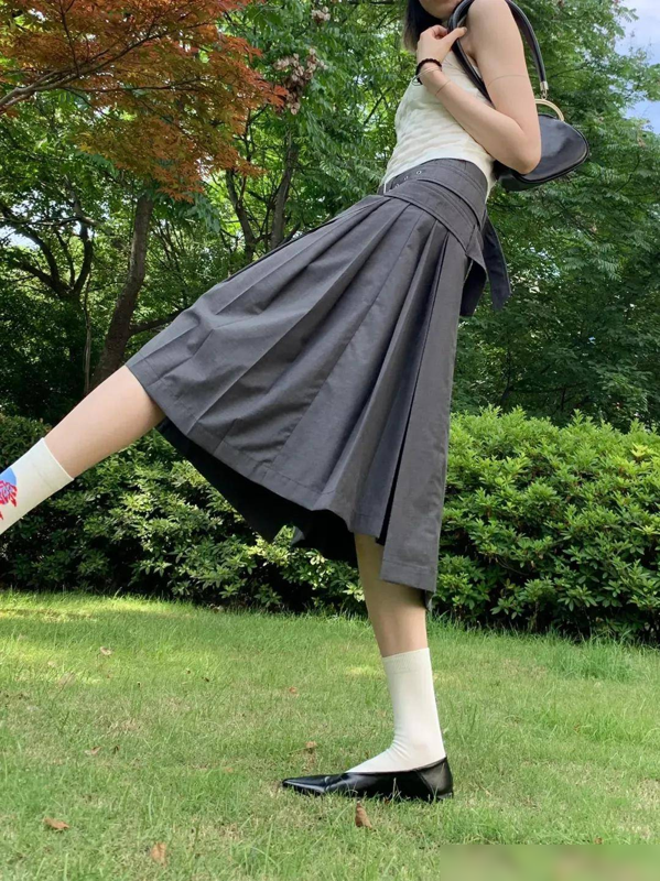 今夏“低腰裙”突然火了！可露蛮腰露腿，穿出来比你想象中要洋气