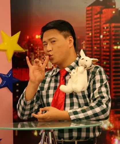 湖北本土笑星阿星，这个带着点傻气的胖子很亲切