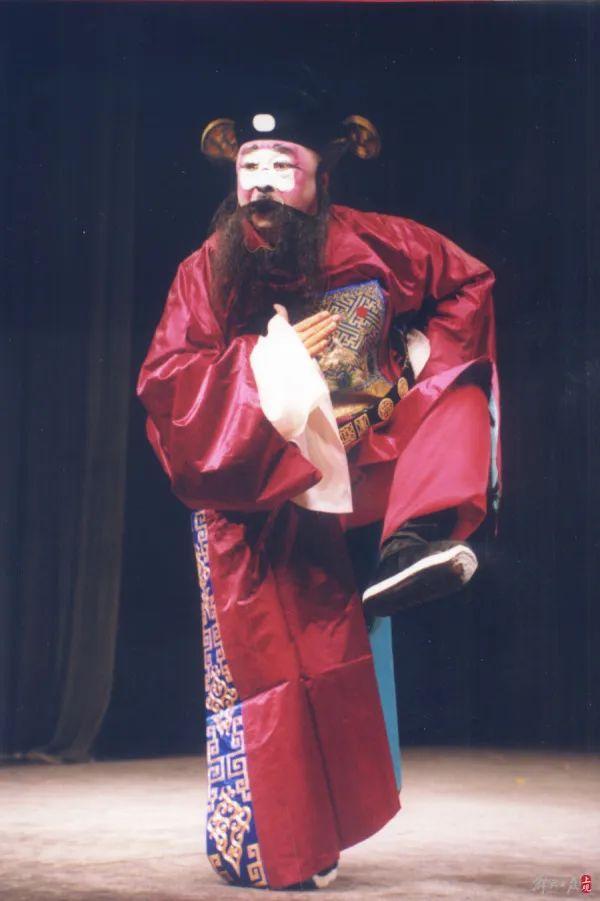 痛别！国家一级演员离世，曾创造连演38天、场场爆满的空前盛况