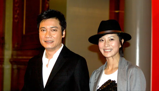 演员苏岩：我这辈子最正确的决定，就是因为一句承诺嫁给了罗嘉良