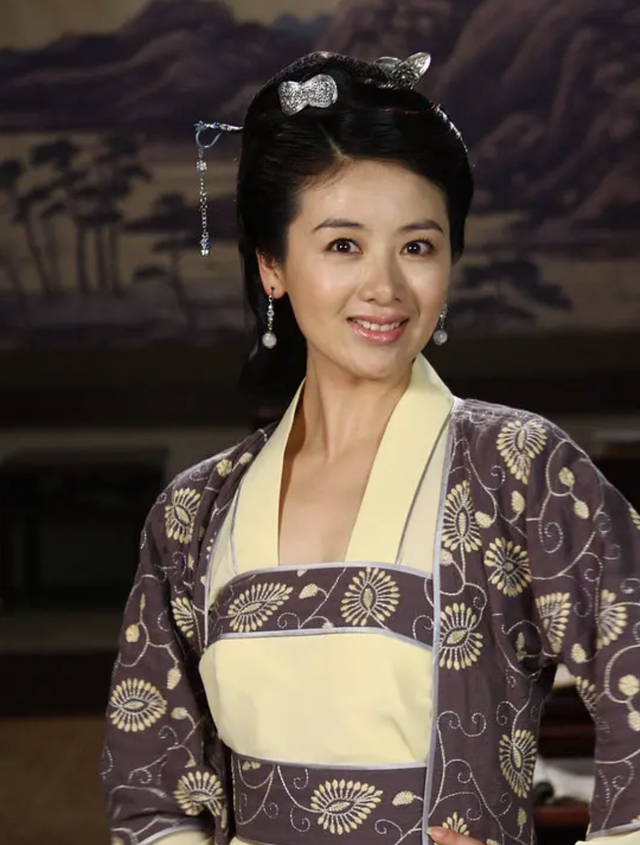 10年后再看小李琳，再婚嫁被指“吃软饭”的经超，才是正确的选择