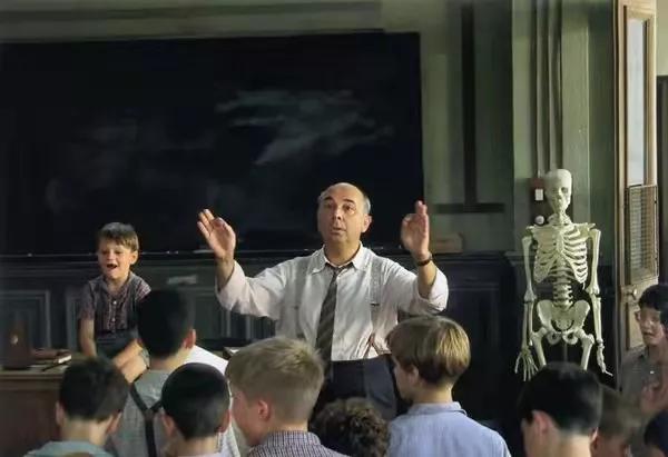 《放牛班的春天》：愿在这凉薄世界，有人能与你温暖相待