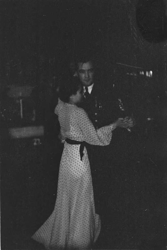 1937年上海“血巷”秘闻：美国大兵的醉生梦死与妓女的无声哭泣