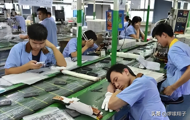 工厂憔悴女员工被辞退？领导回应：她本来就长这样，已报警处理！