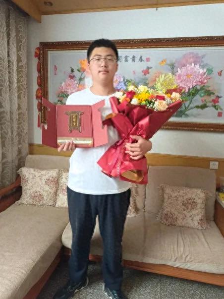 “爸爸能听到了，妈妈也能听到了！”