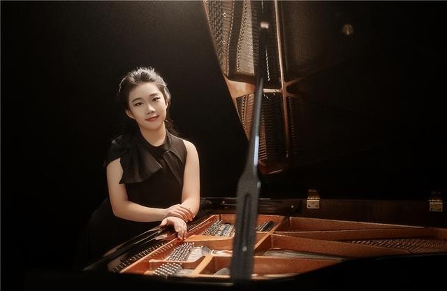青年钢琴家李昕昱2024年钢琴全国巡演即将开启（附巡演日程）