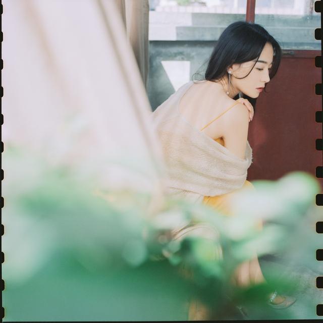 拍私房照穿不穿？脱多少？