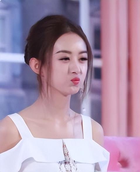 2006年，网传当范冰冰“裸替”的甘露，如今怎样了？