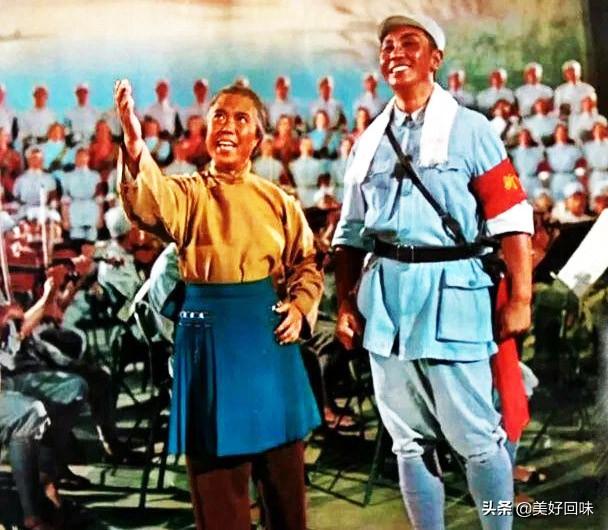 八个样板戏，轰动一时现代戏曲的巅峰作品，官方认定影响久远