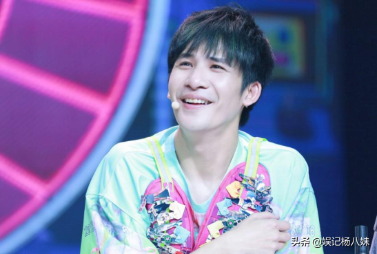 不生孩子的明星夫妻：45岁陈紫函结婚没生娃，大张伟是人间清醒