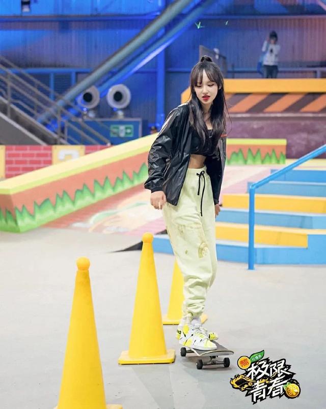 从青春少女变身性感女神，程潇改变了这几点