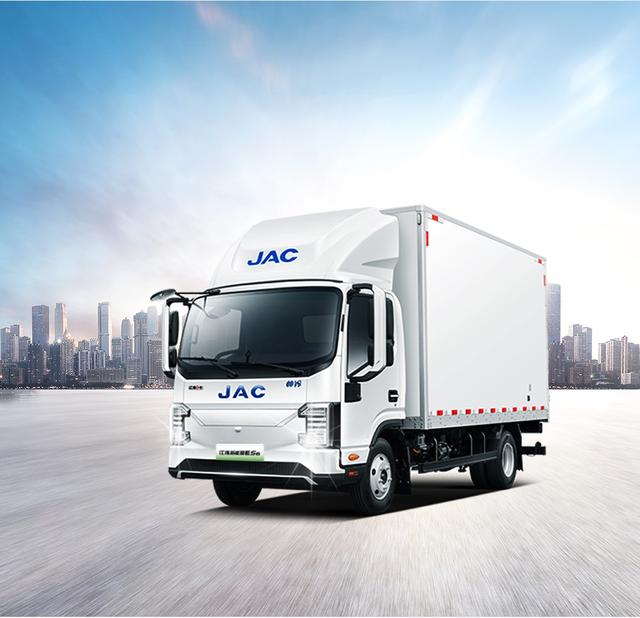 江淮新能源携手天津杨总,开启油换电运输新体验