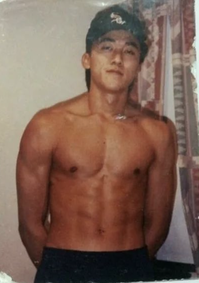 51岁马东锡迎娶小17岁女友，200斤猛男与神颜健身教练，被赞绝配