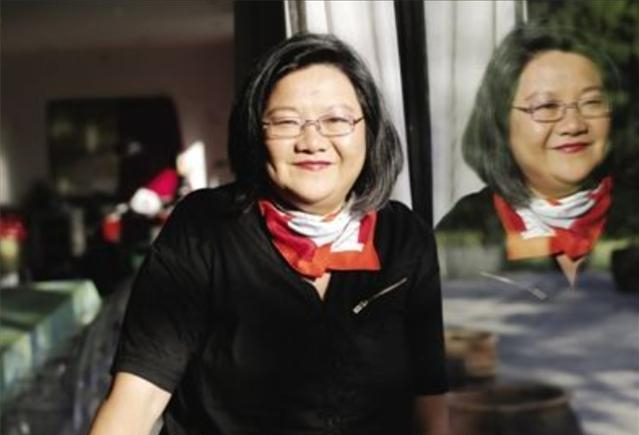 “名门痞女”洪晃：跟外交部打官司，因一辆加长林肯车看透陈凯歌