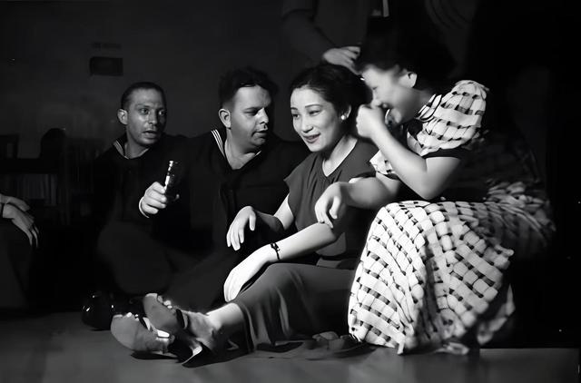 1937年上海“血巷”秘闻：美国大兵的醉生梦死与妓女的无声哭泣