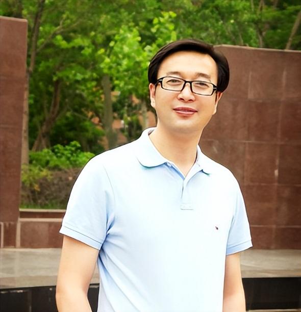 中国社会科学院大学新增两位挂职校领导