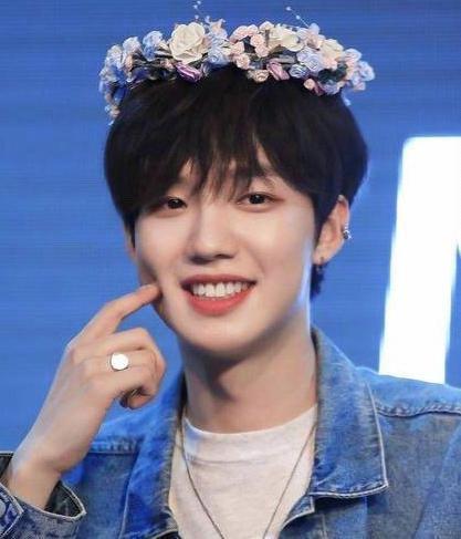 韩国人气偶像宣布退团!酒驾被抓人设崩塌,组合出道仅1年