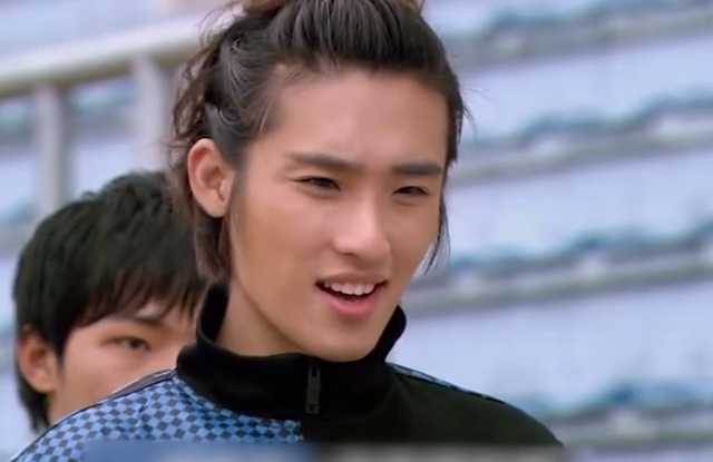 2011年的尬演神剧《落跑甜心》，傻白甜演成智障，女主被毁前程