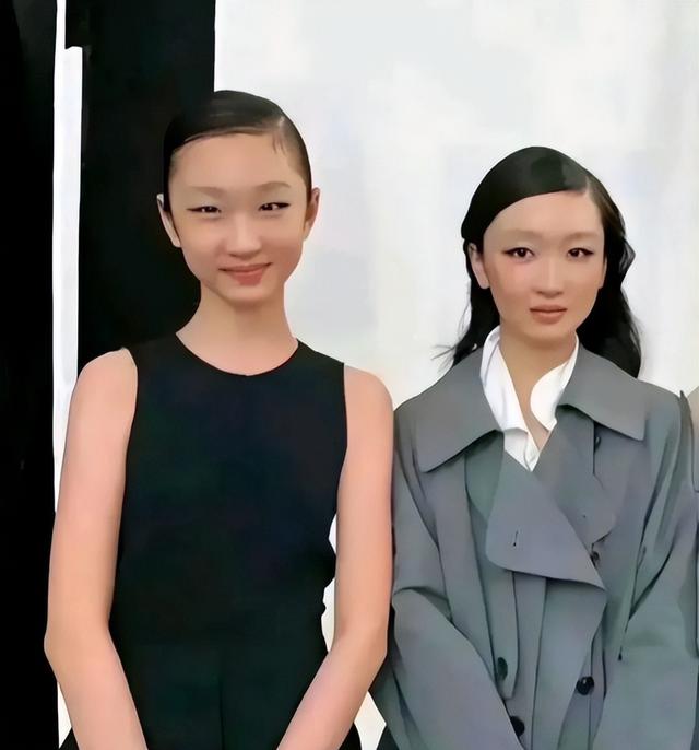 同人不同命，明星和替身太像！周杰伦爹妈分不清，杨幂替身笑掉牙