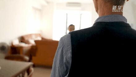 从玩泥巴到穿婚纱的爱情!网友:原来看别人幸福也能感动到哭