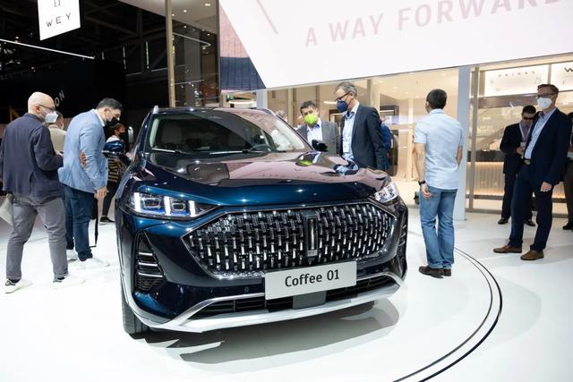 库里南与幻影：长城汽车2025年的豪车新篇章