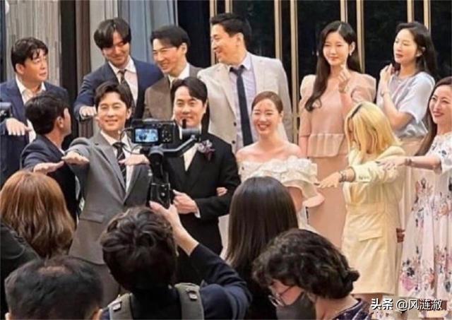 韩娱圈进入结婚季,不到一个月,已有4位艺人举行婚礼