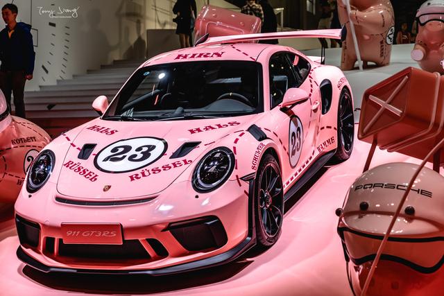 图虫人文摄影:粉红猪