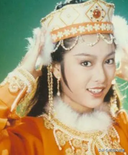 成龙与众多女星的情感秘事，有人为他放弃事业，有人对他不屑一顾