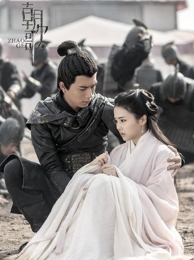 白鹿五部未播电视剧，其中和罗云熙合作的半是蜜糖半是伤未播先火