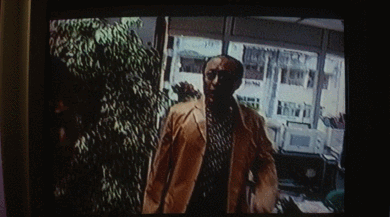 如此「特殊的服务」,这部10万人打出的8.2让人长见识了