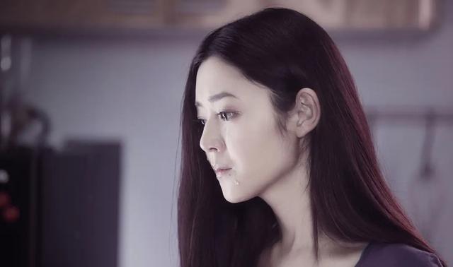 她曾出演三级片，16年磨一剑，终获影后桂冠泪洒颁奖台！