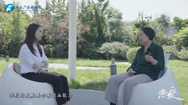 中国首所民办高校创办人胡大白：我没有脆弱的一面