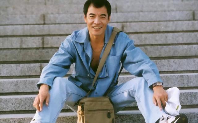 与何晴同居5年被抛弃，甩小24岁杨若兮的刘威，是个怎样的人？