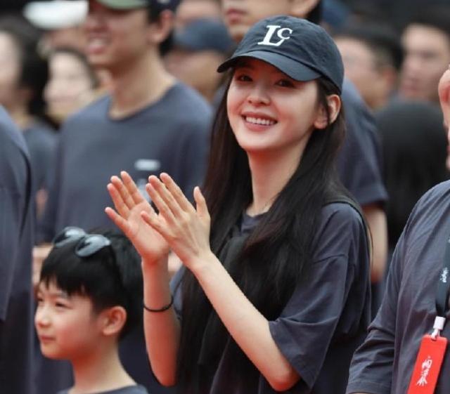 杨洋高马尾造型引爆网络，雨霖铃幕后故事曝光，网友：期待值拉满