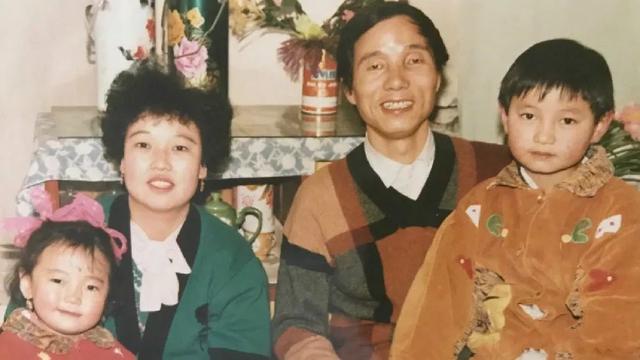 寻子16年，60岁母亲决定整容，只为儿子能认出自己